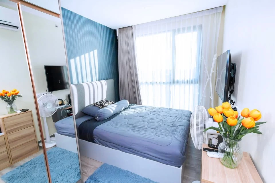 For sale: Knightsbridge Collage Sukhumvit 107, high floor, corner room, city view, no buildings blocking, electrical appliances & furniture included f
