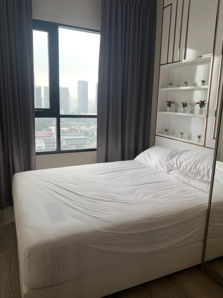 Selling Knightsbridge Prime Ratchayothin, 22nd floor. High floor, beautiful and spacious view. Room number 168, an auspicious number with good meaning
