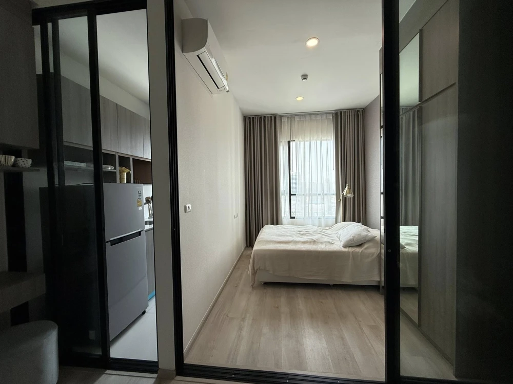 Knightsbridge Prime Ratchayothin for sale, 30th floor, highest floor, amazing city view, ready to move in.