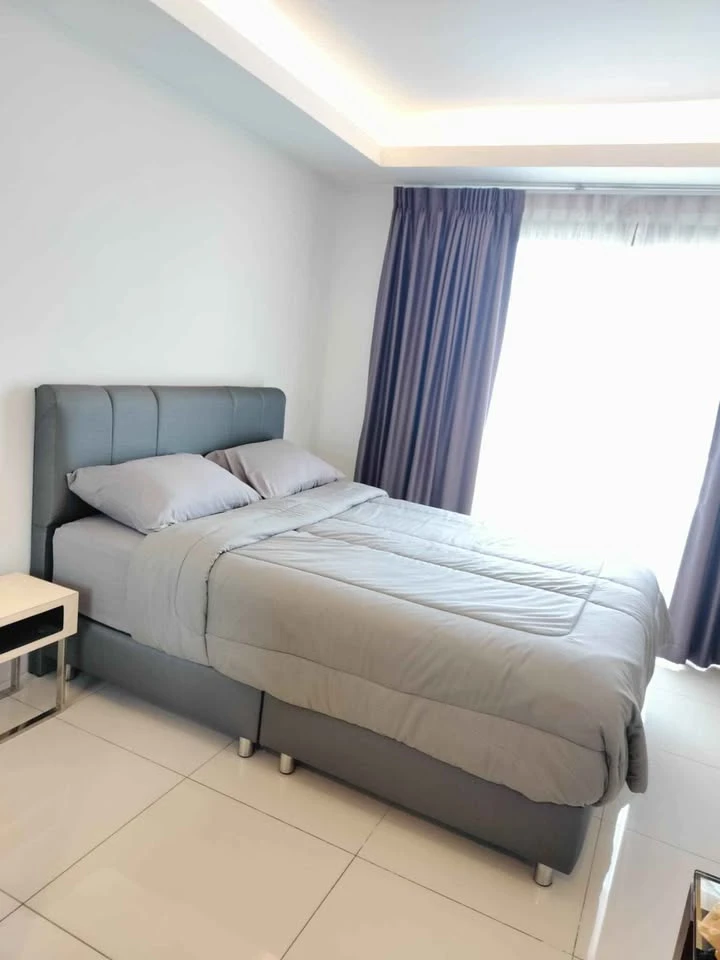 For sale: Laguna Beach Resort 2 studio rooms, fully furnished, just bring your bags and move in!