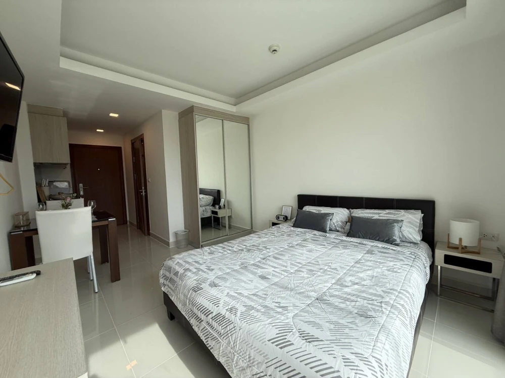 For sale Laguna Beach Resort 2 studio room, fully furnished, garden view, book now