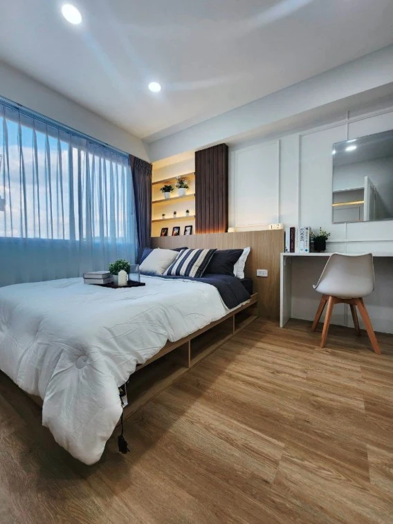 For Sale: Lasalle Park – Spacious unit (34.02 sq.m., Building B, 4th Floor). Well-partitioned layout, fully furnished, and ready to move in.