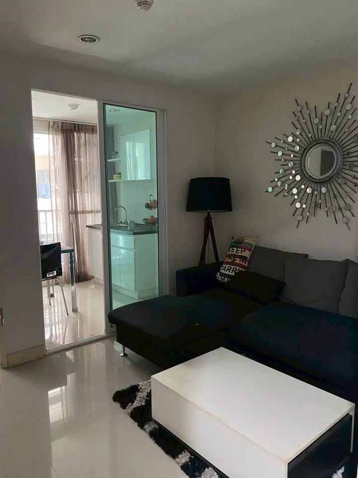Levo Ladprao 18 for sale, free basic furniture, wallpaper included, move in now, don't delay.