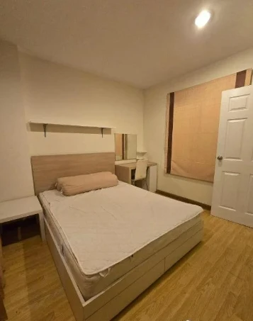 For sale: Life @ Phahon18, 3rd floor, fully furnished room, nice to live in. If you're interested in owning one, hurry up and reserve it now!