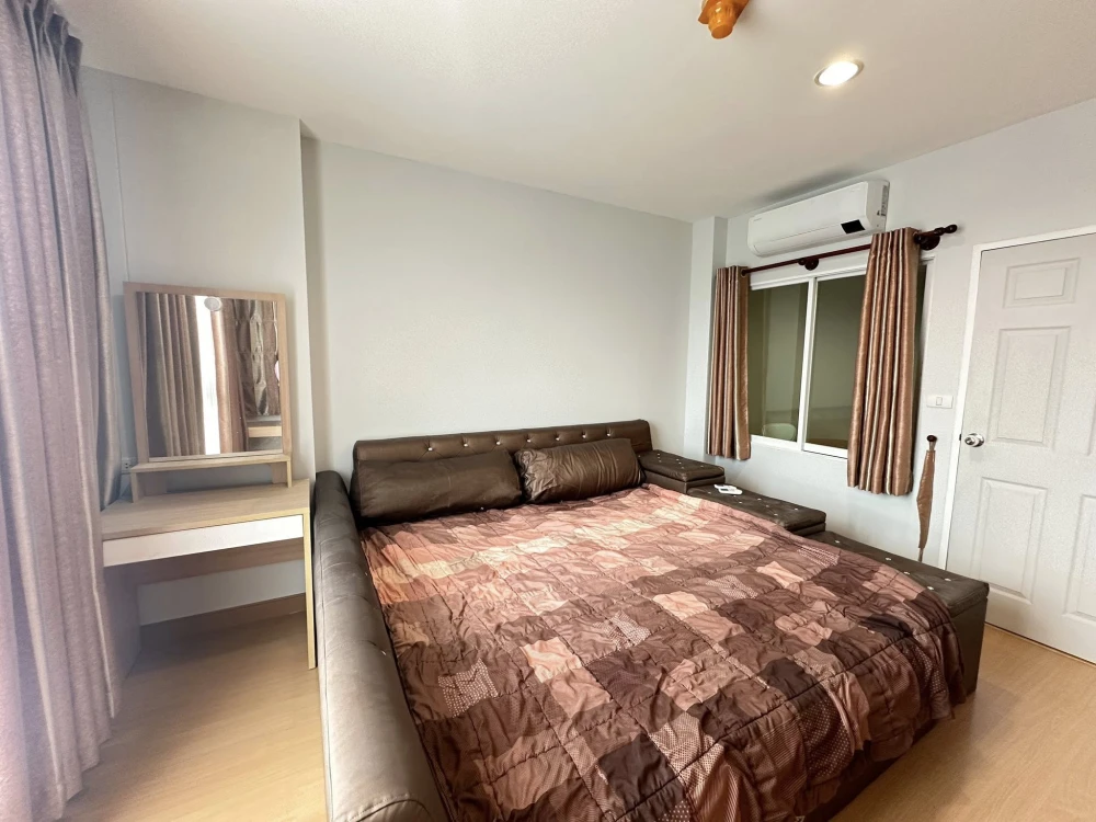 For sale: Life @ Ratchada-Huaikwang, 1 bedroom, 1 bathroom, fully furnished and equipped. Don't miss out!