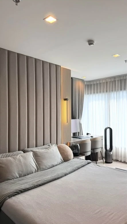 For sale: Life Asoke Hype, high floor, good view, no permanent building blocking, fully furnished, ready to move in