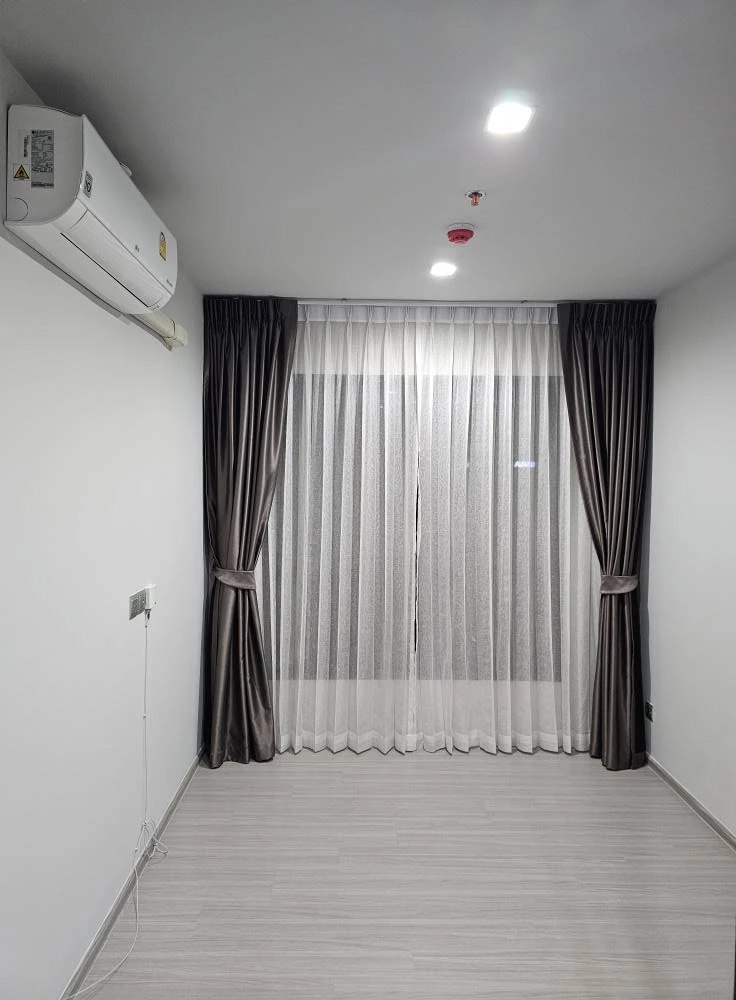 For sale: Life Asoke-Rama 9, north-facing room, good location, lots of usable space, complete amenities, reserve now!