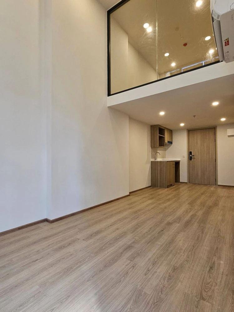 For sale: Life Rama 4 - Asoke Panorama view, 180 degree view of Bang Krachao river, auspicious house number, don't miss it.
