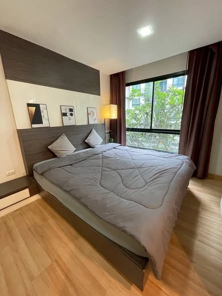 Selling Living Avenue Bangsaen studio apartment. Great location, beautiful view, fully furnished. Book now!