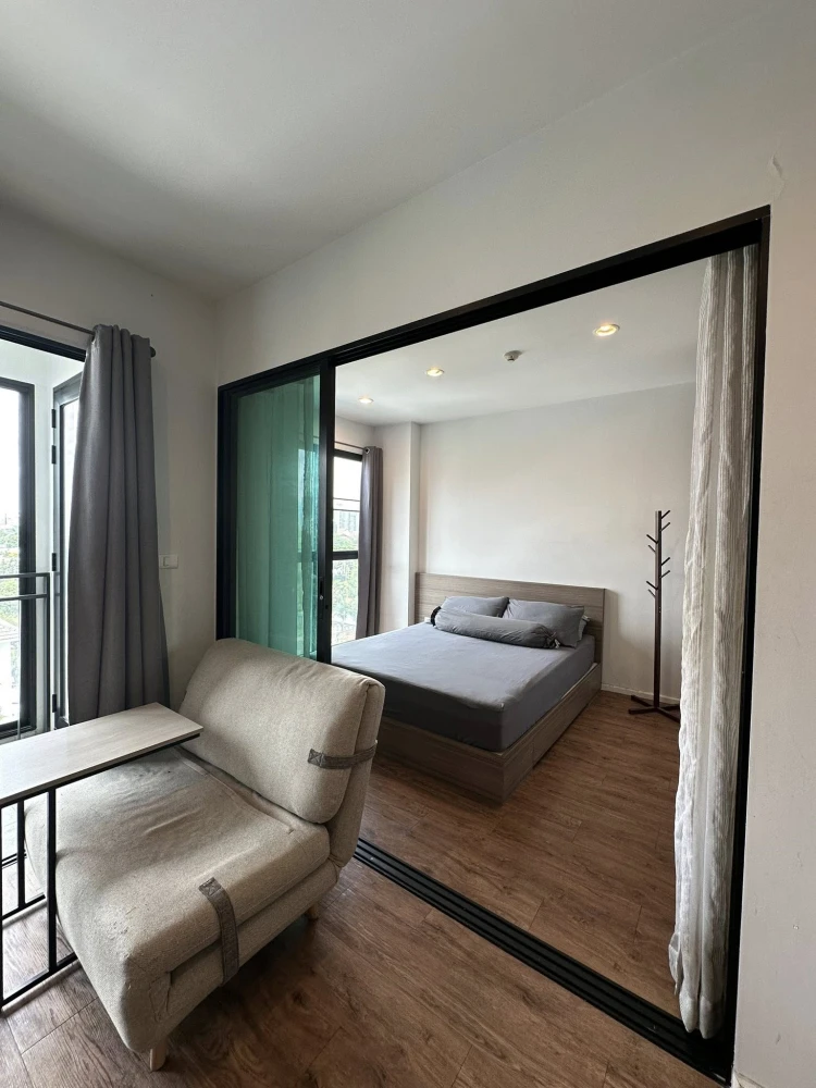 For sale Living Nest Ladprao 44, 1 bedroom, 1 bathroom, fully furnished, swimming pool view, don't miss it.