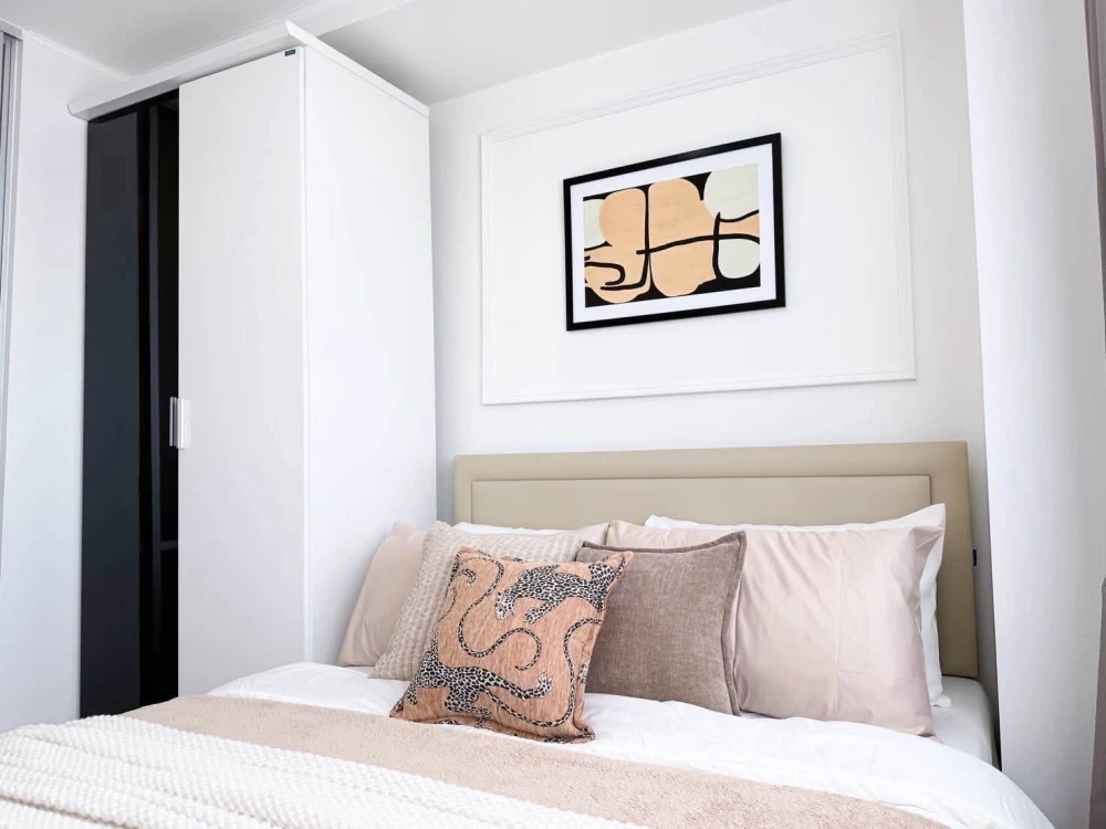 Selling Lumpini Condo Town Ramintra - Nawamin. High floor unit, beautifully decorated and fully furnished. A highly recommended purchase!