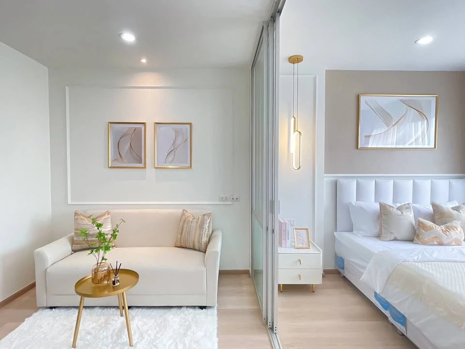 For sale: Lumpini Condo Town Ramindra-Lat Pla Khao, 4th floor, beautiful room, comes with complete decoration.