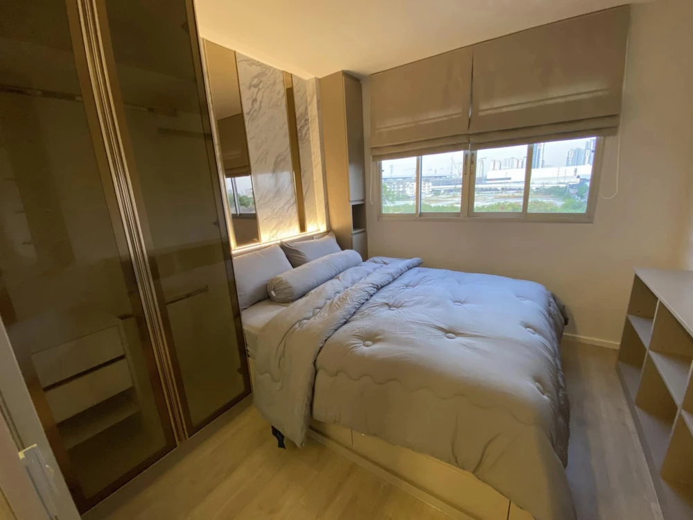 For sale/rent Lumpini Condo Town Ratanathibet, a nice room with complete facilities. Don't miss out and book now++++