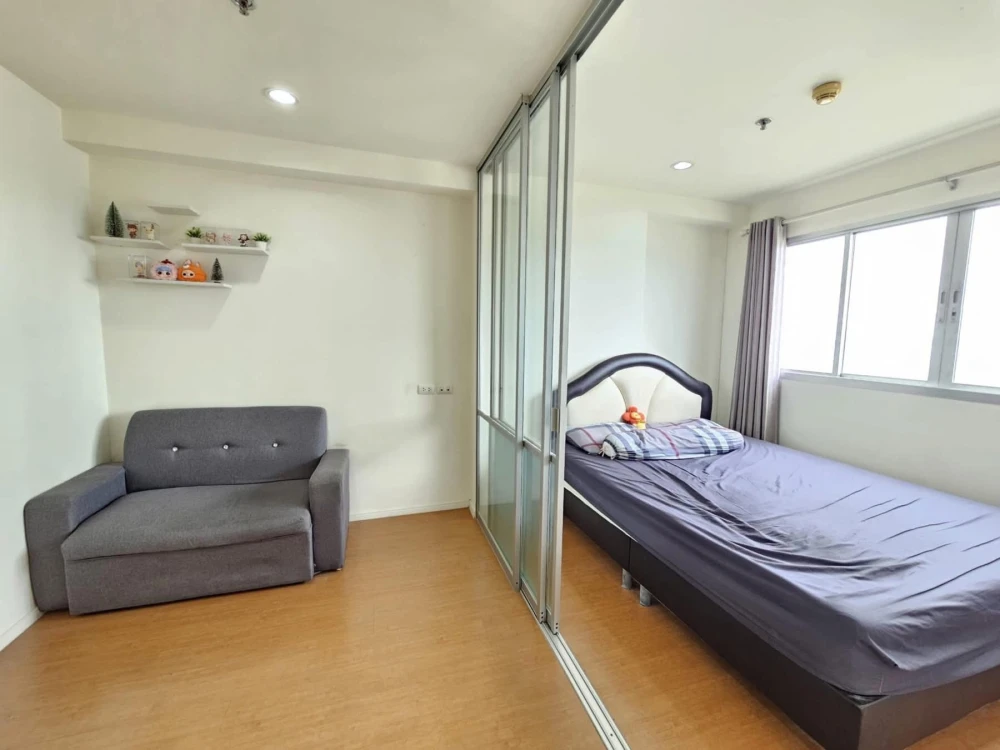 Selling Lumpini Condotown North Pattaya Sukhumvit, 1 bedroom, 1 bathroom, fully furnished, beautiful sea view. Don't miss out!
