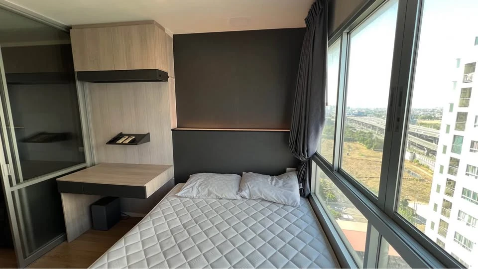 Selling ready-to-move-in condo at Lumpini Mega City Bangna. Fully furnished, high floor. Book now before it's too late!!!