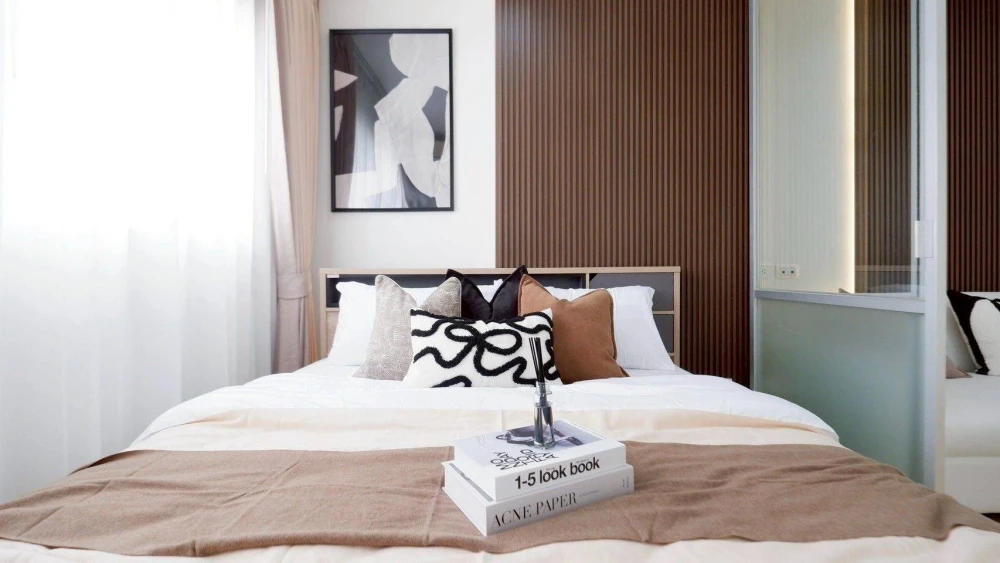Selling a beautifully decorated, high-quality built-in unit at Lumpini Mega City Bangna. Fully furnished. Don't miss out!