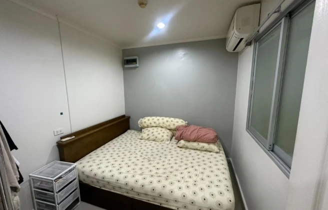 Selling a spacious, fully furnished 14th-floor unit at Lumpini Park Pinklao. Ready to move in. Book now!
