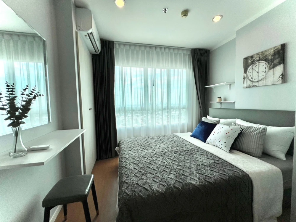 For sale: Lumpini Park Rattanathibet-Ngamwongwan, 22nd floor, corner room, open view, fully furnished, reserve now.