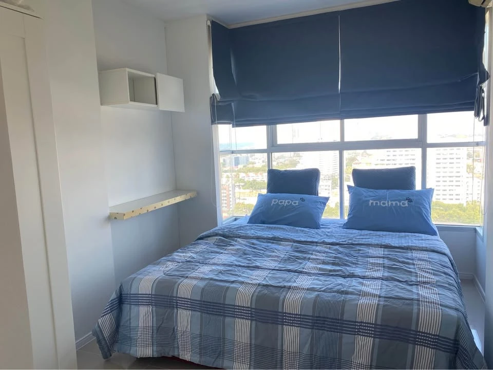 Selling a studio room at Lumpini Parkbeach Jomtien. Great location, beautiful view, fully furnished. Don't miss out on this amazing deal!