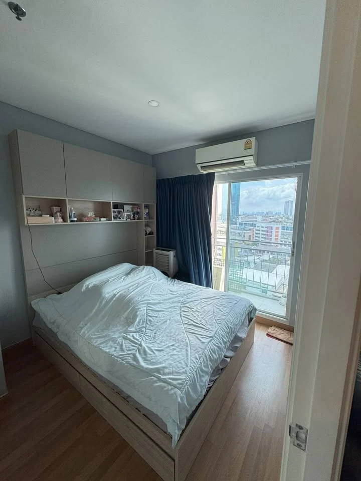 For sale: LUMPINI PLACE Ratchada-Sathu, best unit, hot offer, includes furniture + appliances, ready to move in.
