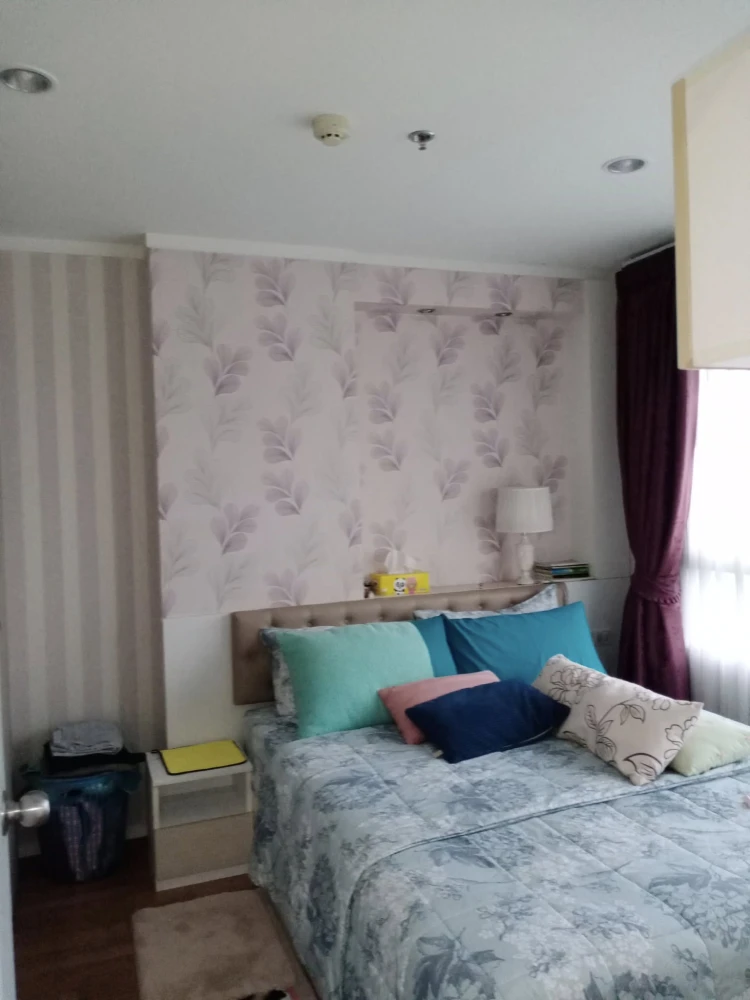 For sale: Lumpini Place Borom Ratchachonni–Pinklao, north-facing room, 9th floor, with excellent wallpaper. Reserve now!