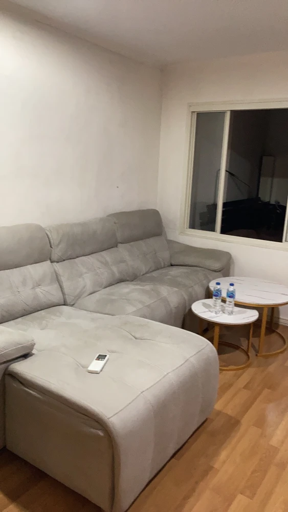 For sale: Lumpini Place Pinklao, spacious room, lots of usable space, comes with a large sofa, comfortable to sit on, fully furnished, reserve now.