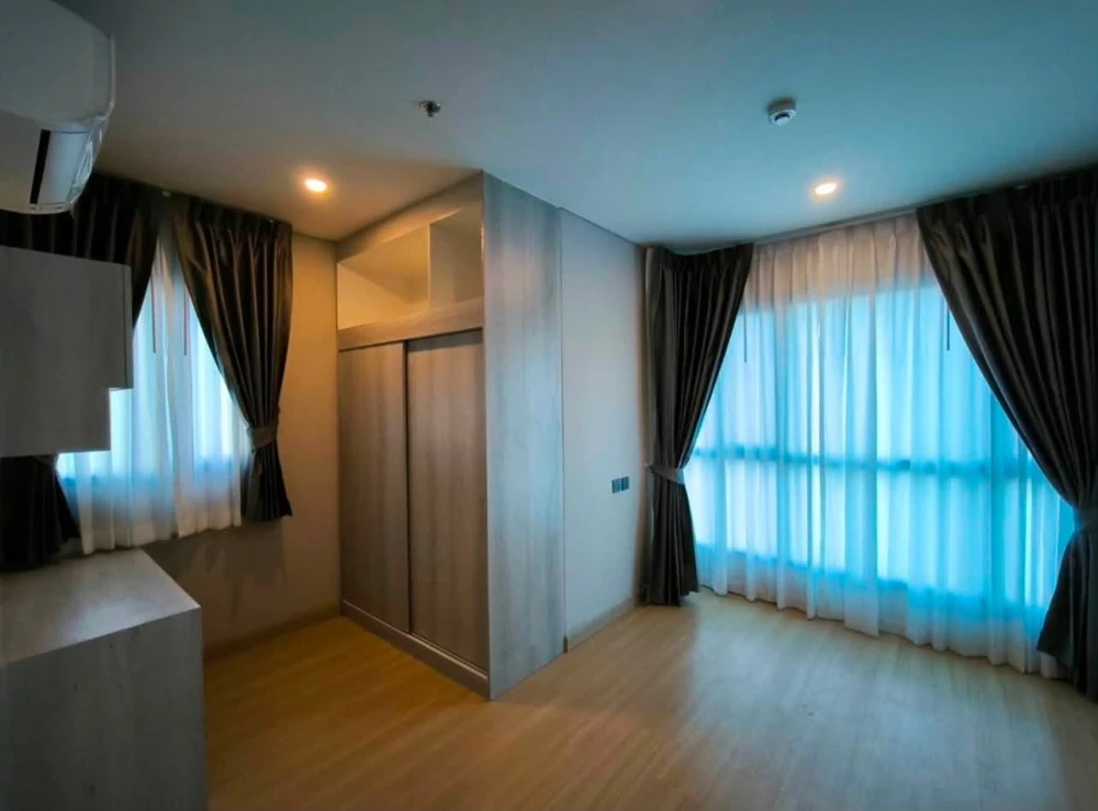 Selling Lumpini Suite Dindaeng-Ratchaprarop, 2 bedrooms. Excellent location, convenient transportation. Don't miss out!