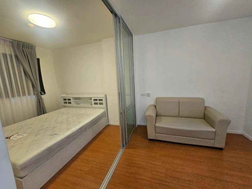 Selling Lumpini Township Rangsit Klong 1, 1 bedroom, 1 bathroom, fully furnished. Great location! Book now!