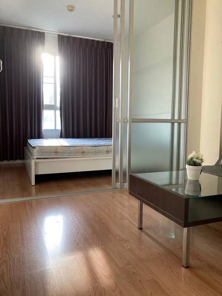 For sale: Lumpini Ville On Nut–Phatthanakan, corner unit with privacy, fully furnished and equipped. Reserve now!