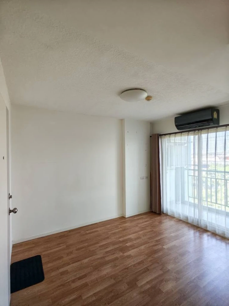 Selling two unfurnished Lumpini Ville Onnut - Ladkrabang units. Spacious, airy, and comfortable. Perfect for those who love decorating their own rooms