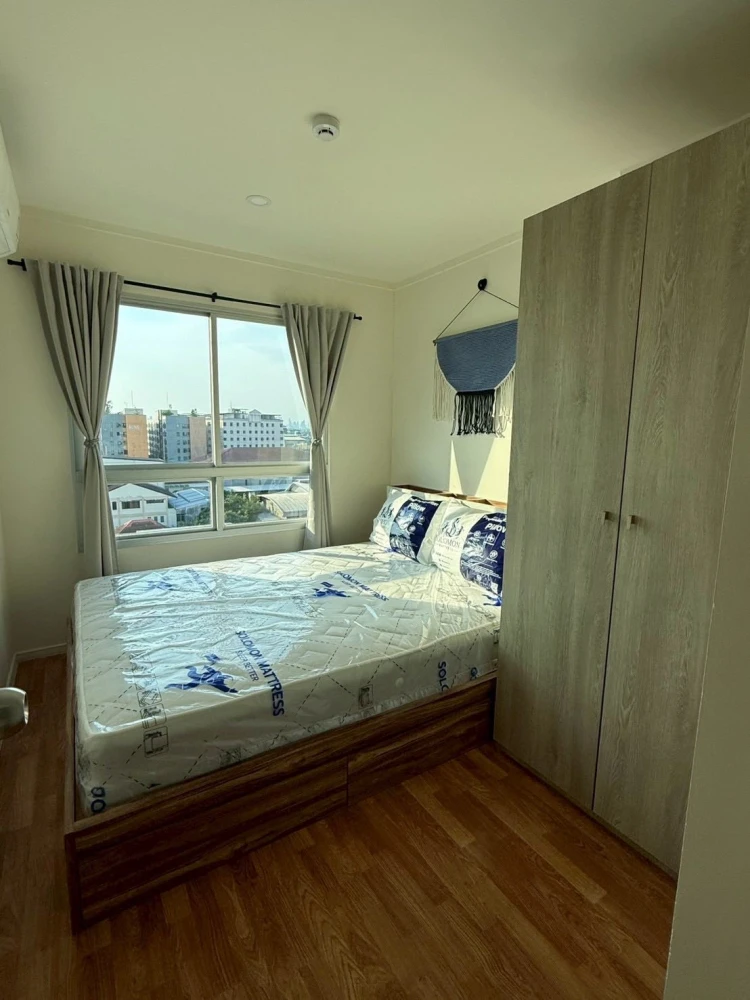 Selling two comfortable apartments at Lumpini Ville Sukhumvit 76 - Bearing Station, 8th floor, fully furnished. Book now!