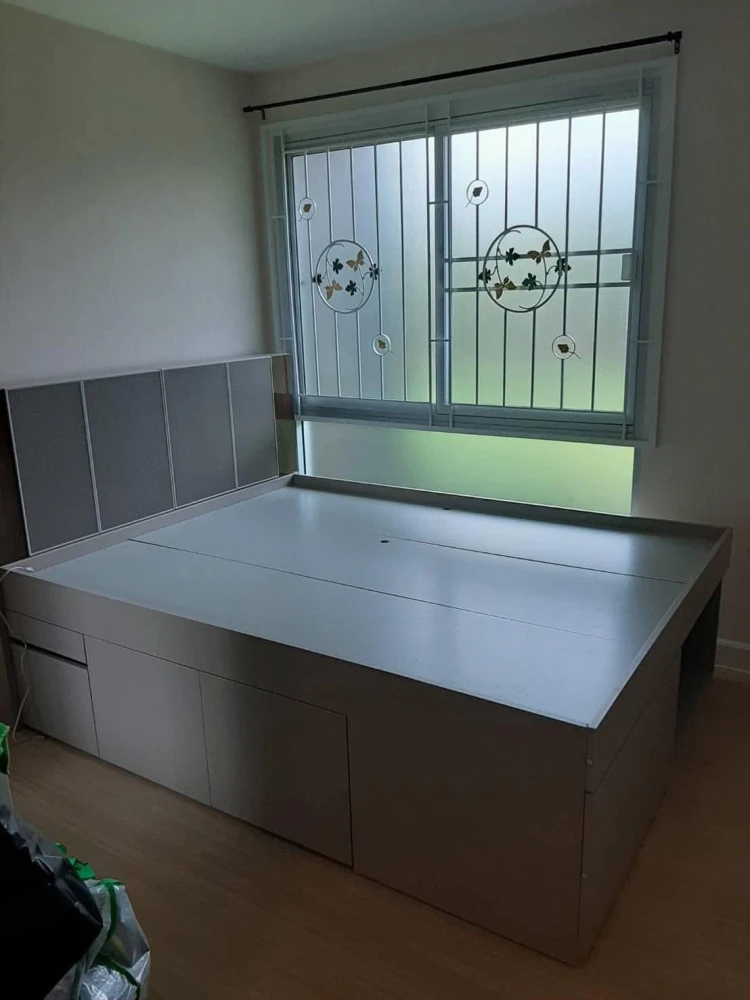 For sale: Metro Luxe Kaset, 1 bedroom, 1 bathroom, 1st floor, good location, convenient transportation, fully furnished, hurry and reserve now!