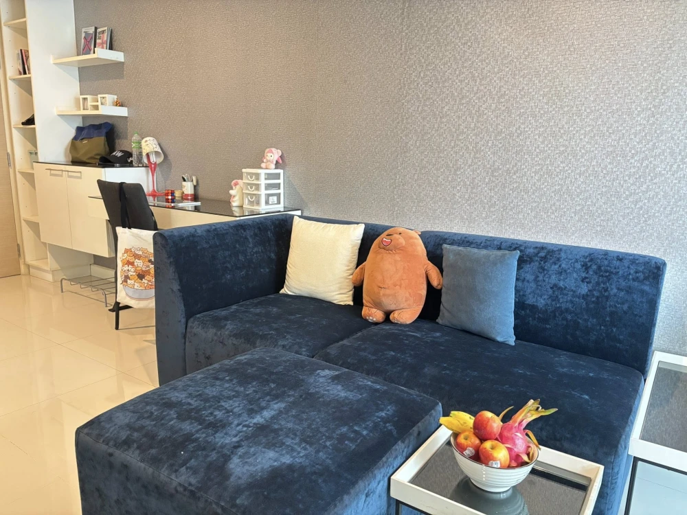 For sale: Metro Sky Ratchada, corner room with privacy, lots of usable space, fully furnished, reserve now!