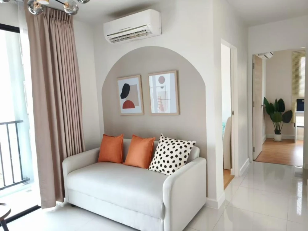 For sale: Metro Sky Ratchada, beautifully decorated room in minimalist style, comes fully furnished. Don't miss out on this great deal!
