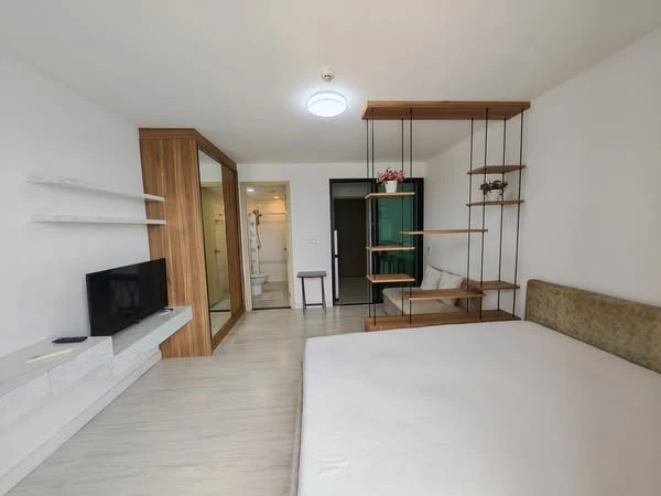 For sale: Nawa Living Nawamintra 75, 1 bedroom, 1 bathroom, decorated in a cool tone, good location, complete amenities, reserve now!