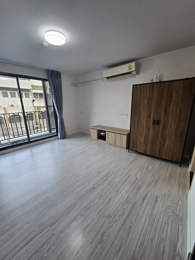For sale Nawa Living Nawamintra 75 1 bedroom 1 bathroom, good location, comes with full facilities, book now.