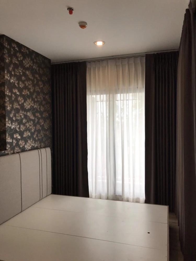 Selling Niche Mono Charoen Nakorn 1-bedroom, 1-bathroom unit in a prime location with complete amenities. Book now!