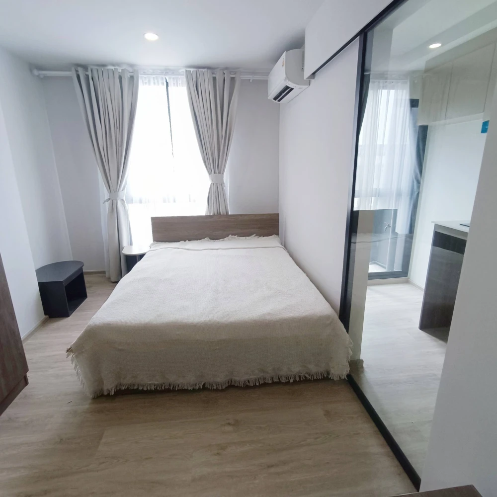 Selling rent  a unit at Nue Core Khu Khot Station, 6th floor. High-quality built-in furniture and complete amenities. Book now!