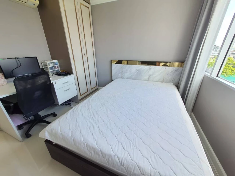 For sale: Unit at One Ladprao 18, 7th floor, fully furnished. Book now—don’t miss out!
