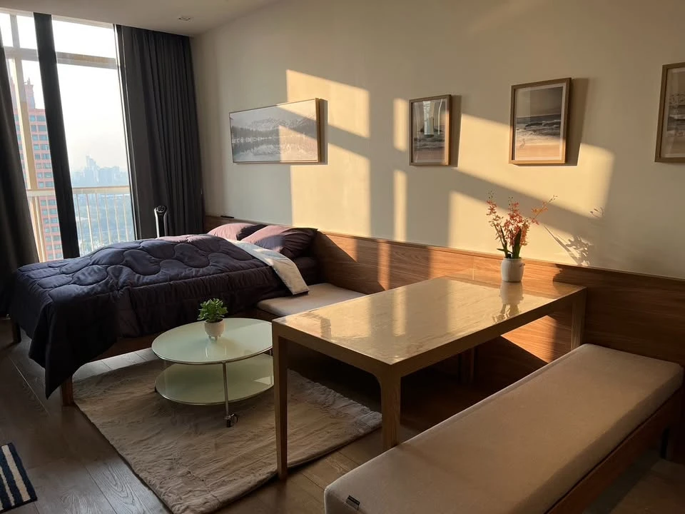 For sale: Park 24 Origin Phrom Phong, high floor, stunning Benjakitti Park view, decorated with quality furniture, don't miss out.