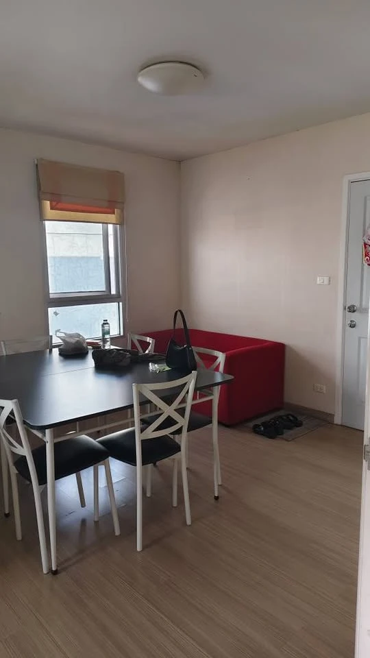 Plum Condo Nawamin for sale, nice room, good location, comes with complete furniture and appliances. Reserve now!