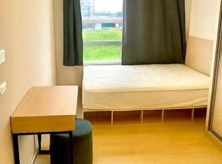 Plum Condo Park Rangsit for sale. Nice unit on the 4th floor, great location, convenient transportation, fully furnished. Don't miss out!