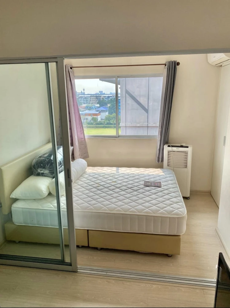For sale: Plum Condo Park Rangsit Phase 3, free furniture and appliances, everything included, just come and move in.