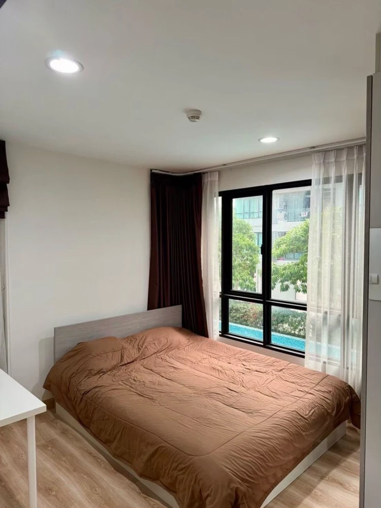 Selling Premio Fresco 2-bedroom unit with spacious living area, pool view, and fully furnished. Book now!