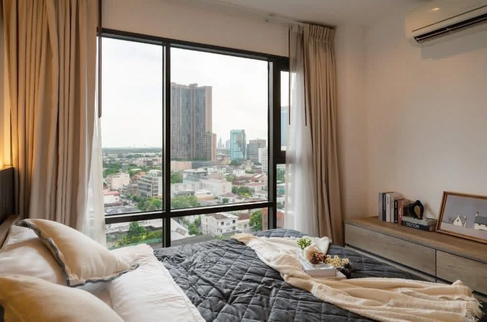Selling Rhythm Sukhumvit 36-38. Rare corner unit, large 78 sq.m. | 15th floor. Enjoy stunning panoramic city views in the heart of Sukhumvit.