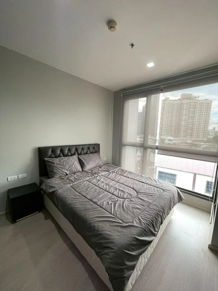 For sale: RHYTHM Sukhumvit 44/1. Modern interior design with dark tones and high-quality materials. Don't miss this opportunity!