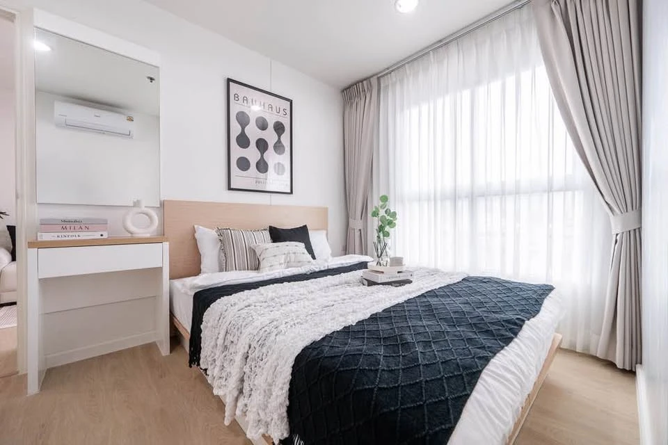 Selling a 28.69 sq.m. unit at Rich Park @ Bangson Station on the 6th floor. A good size unit with well-designed functionality. Book now!