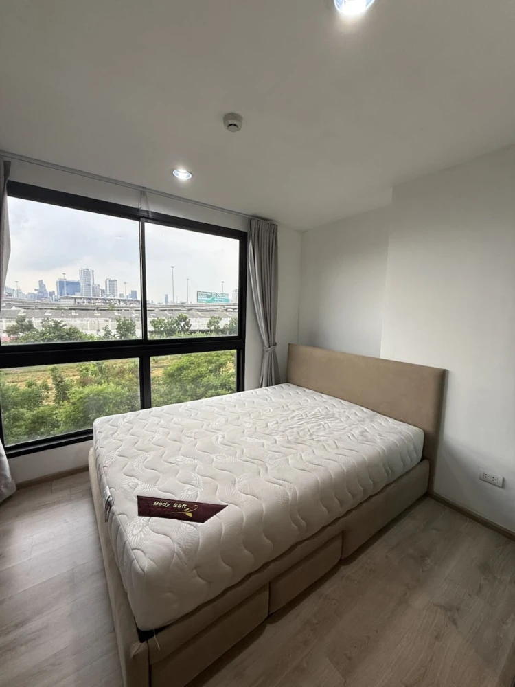 Selling Rise Rama 9, 1 bedroom, 1 bathroom. Great location, convenient transportation, excellent facilities. Book now!