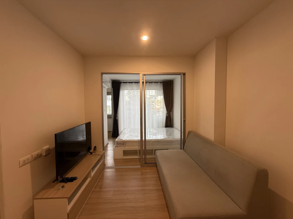 Selling Sena Kith Chalong Krung-Ladkrabang, 2nd floor unit with pool view and full amenities. Book now!