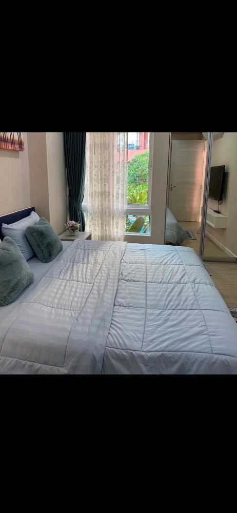 Selling Seven Seas Condo Resort Jomtien, 1 bedroom, 1 bathroom. Great location, pool view. Book now!